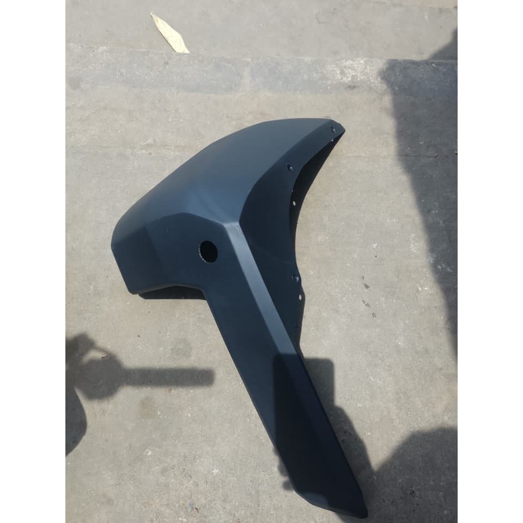 Toyota Tacoma 2024 back bumper ends